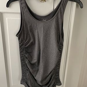 Set of two tanks by Isabel Maternity
